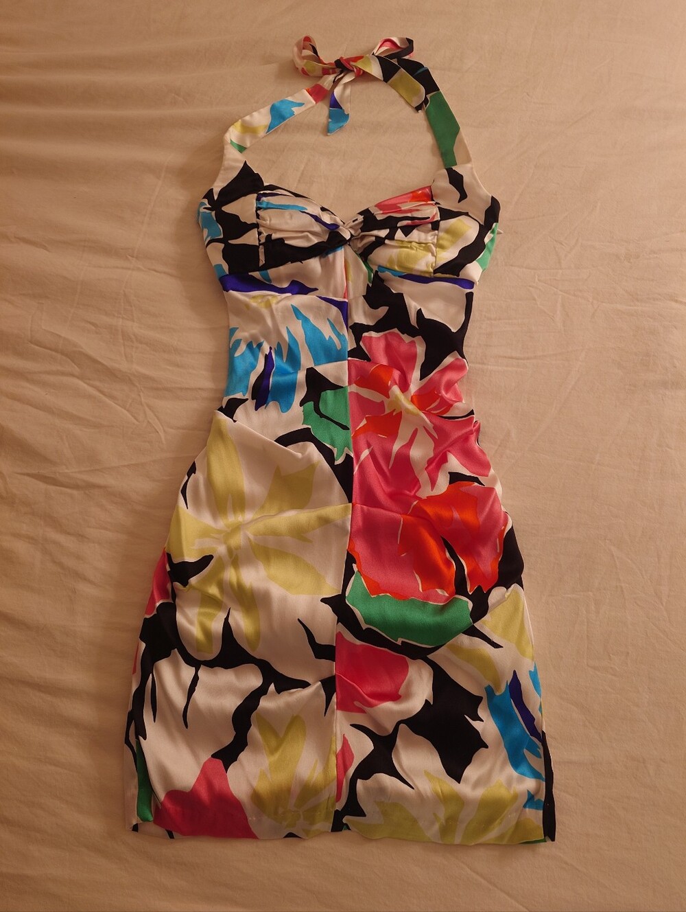 NWOT Floral CACHÉ White Stretch Satin Ruched Halter Mini Dress 2 XS Built-in Bra - Picture 2 of 14